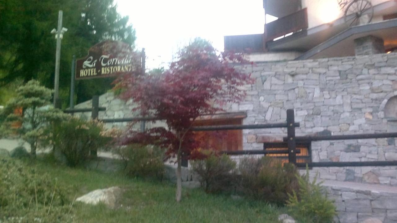 La Torretta Hotel Challand-Saint-Anselme ภายนอก รูปภาพ