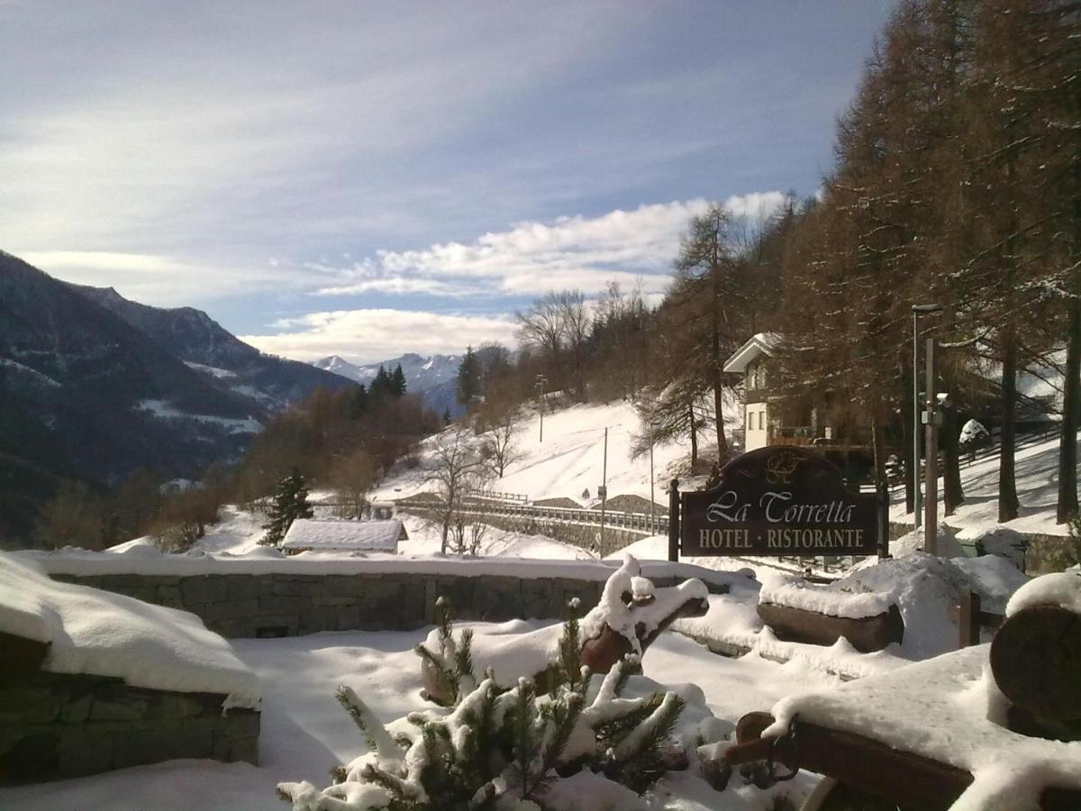 La Torretta Hotel Challand-Saint-Anselme ภายนอก รูปภาพ