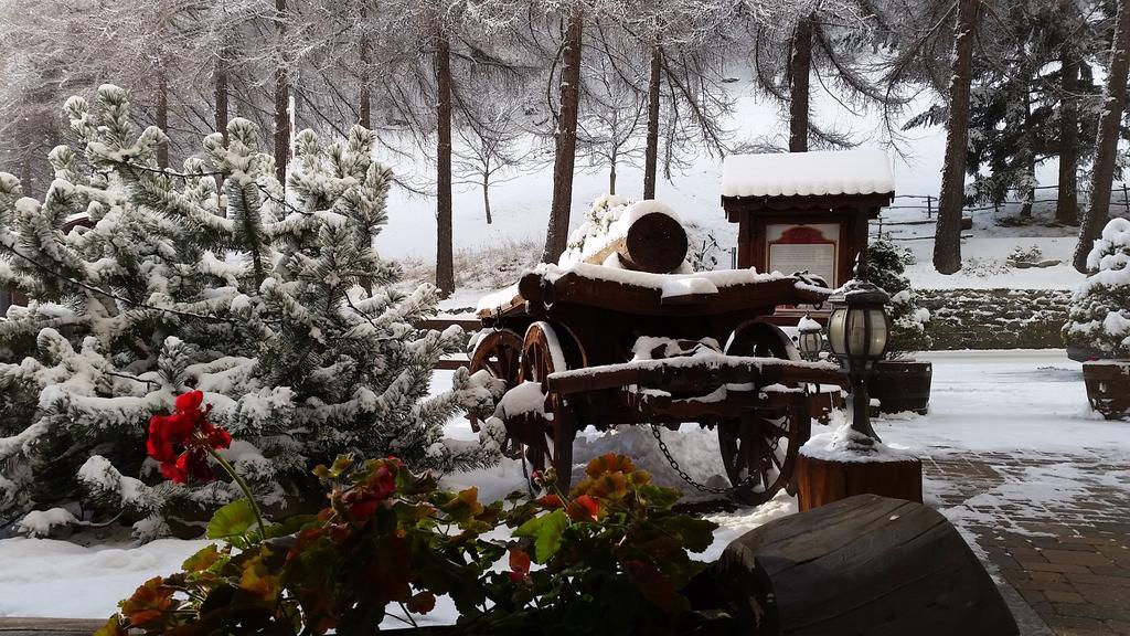 La Torretta Hotel Challand-Saint-Anselme ภายนอก รูปภาพ