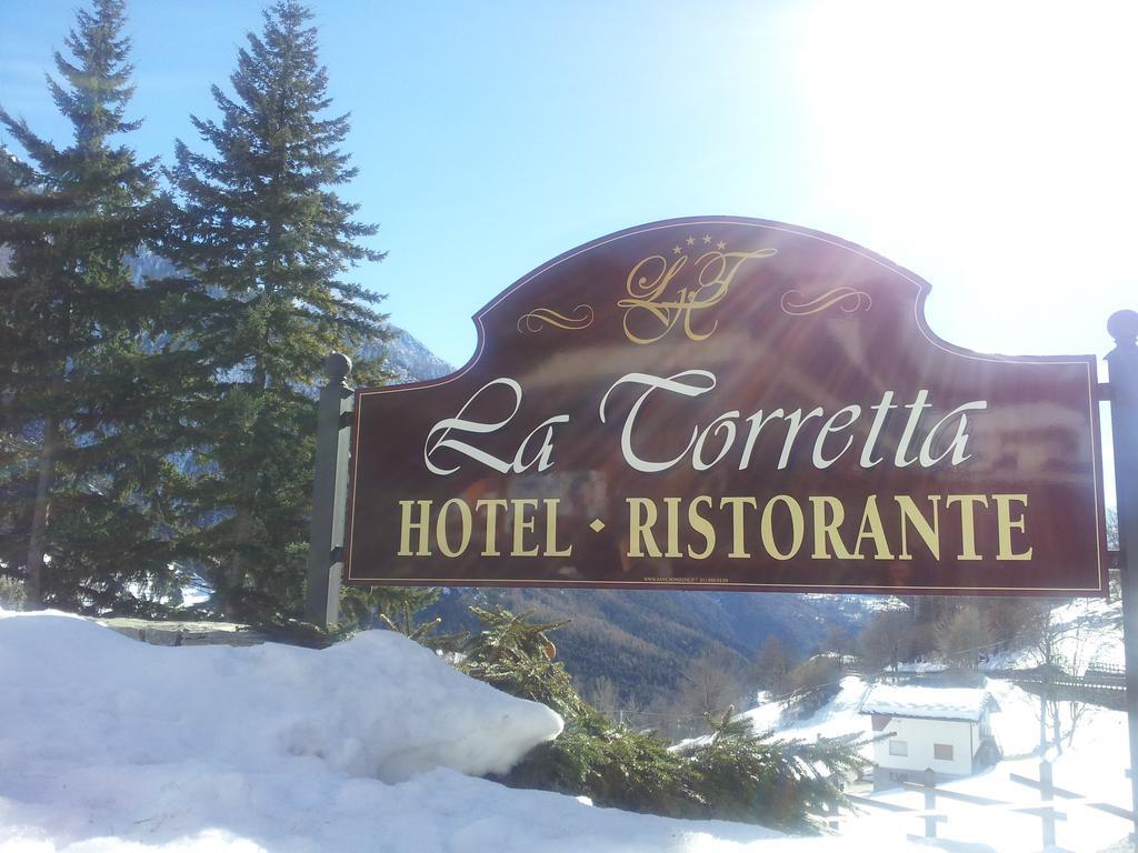 La Torretta Hotel Challand-Saint-Anselme ภายนอก รูปภาพ