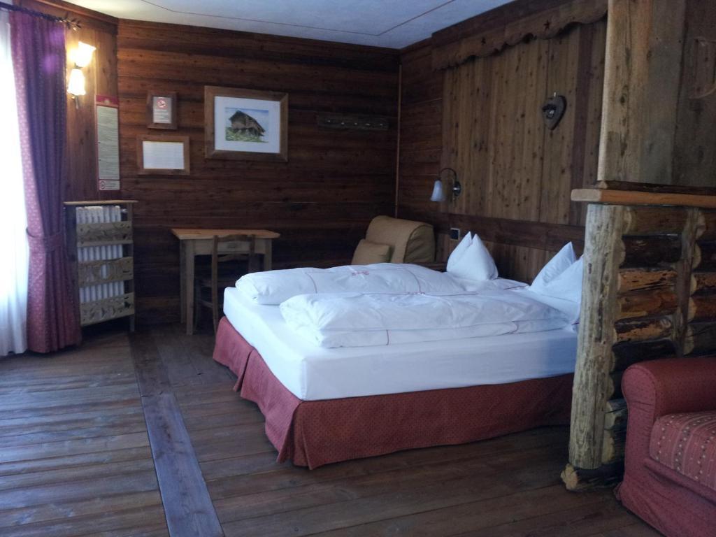 La Torretta Hotel Challand-Saint-Anselme ภายนอก รูปภาพ