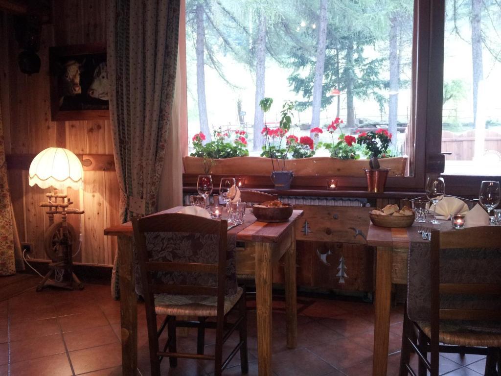 La Torretta Hotel Challand-Saint-Anselme ภายนอก รูปภาพ
