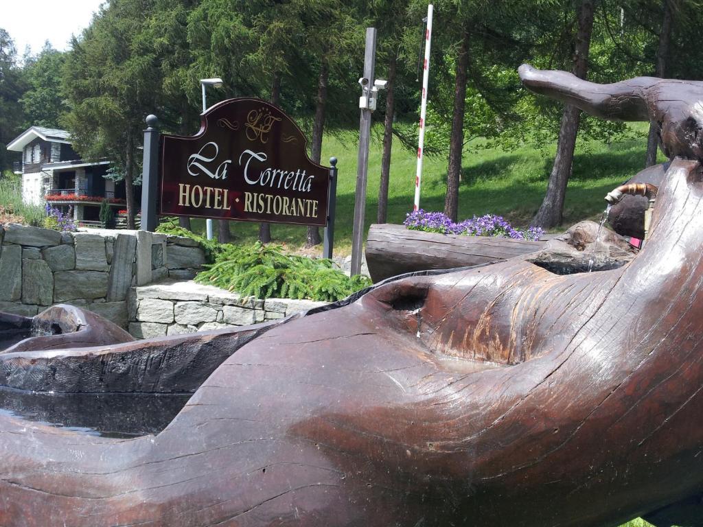 La Torretta Hotel Challand-Saint-Anselme ภายนอก รูปภาพ