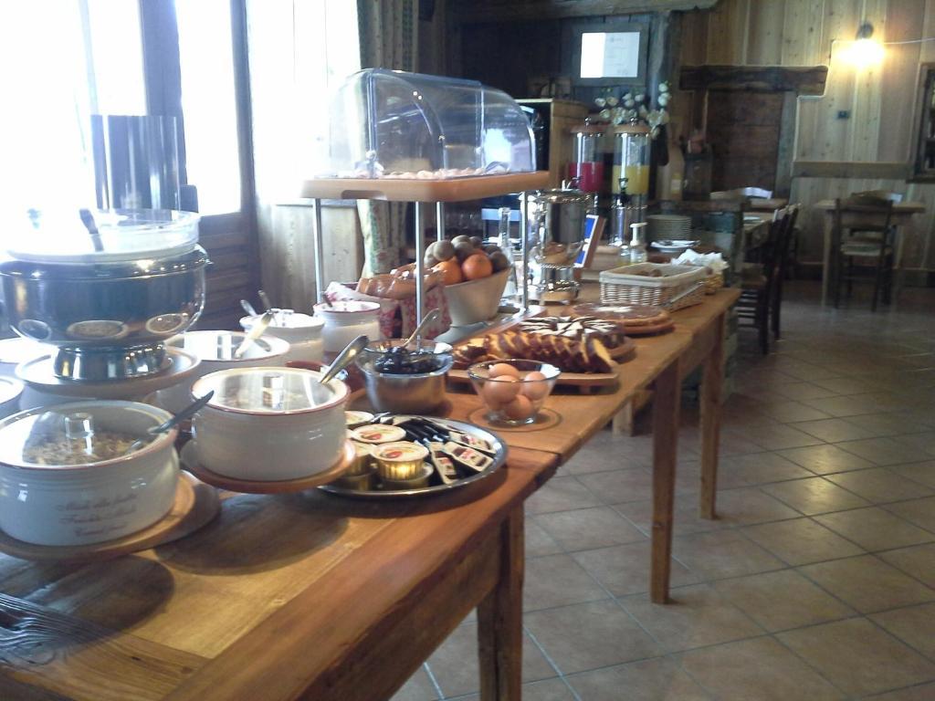 La Torretta Hotel Challand-Saint-Anselme ภายนอก รูปภาพ