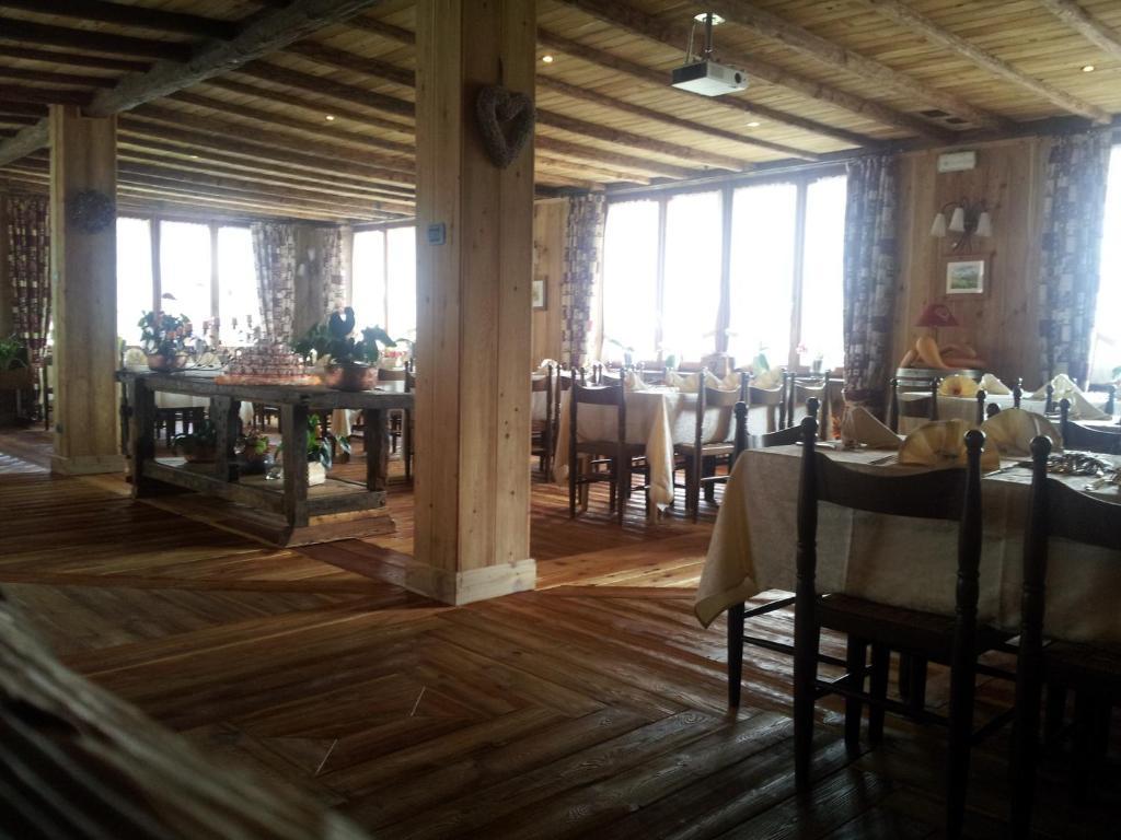 La Torretta Hotel Challand-Saint-Anselme ภายนอก รูปภาพ