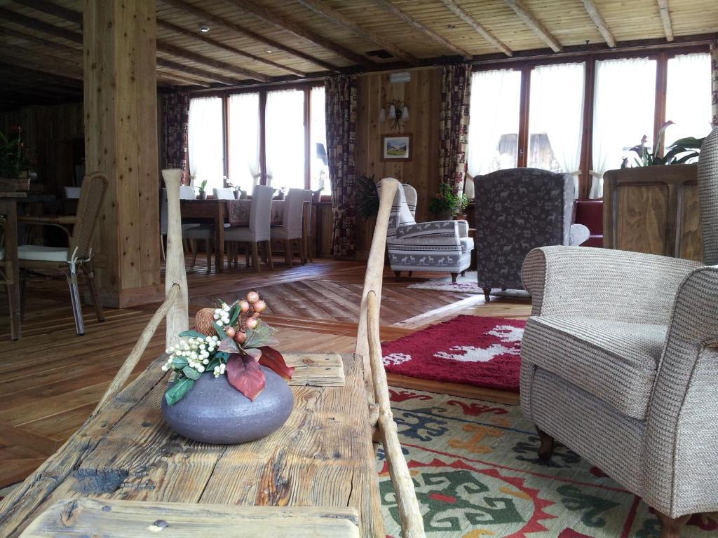 La Torretta Hotel Challand-Saint-Anselme ภายนอก รูปภาพ